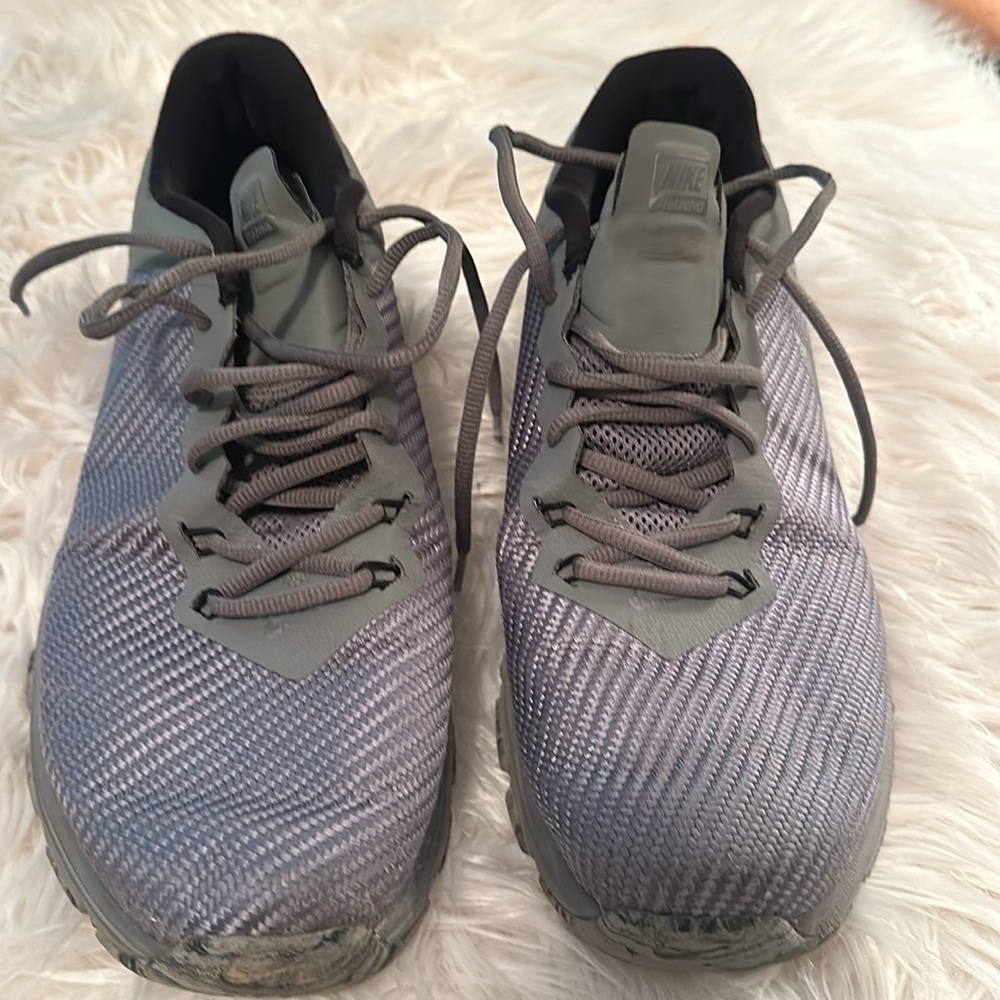 Nike Air Max Full Ride Tr 1.5 'Metallic Cool Grey' - Picture 3 of 6